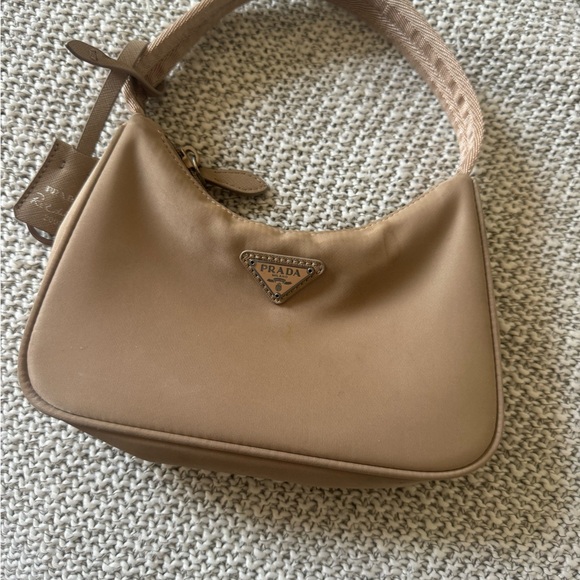 PRADA Re-Edition 2000 mini bag - Picture 2 of 2